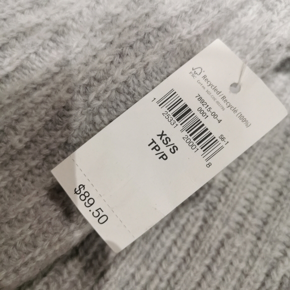 Gap turtle neck gray  poncho sweater - Picture 3 of 4